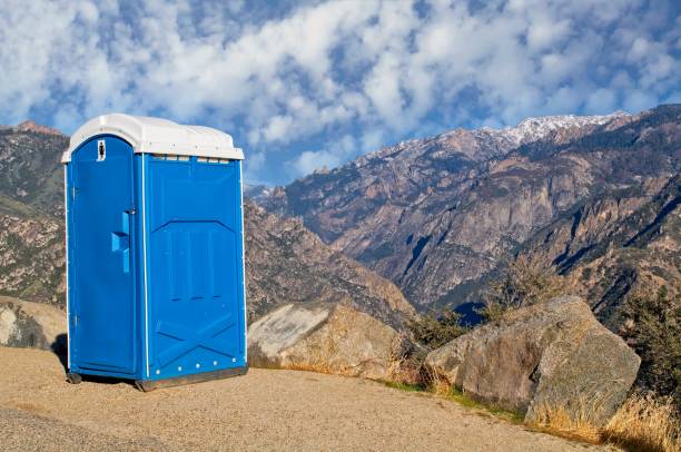 Best Portable bathroom rental  in Grottoes, VA